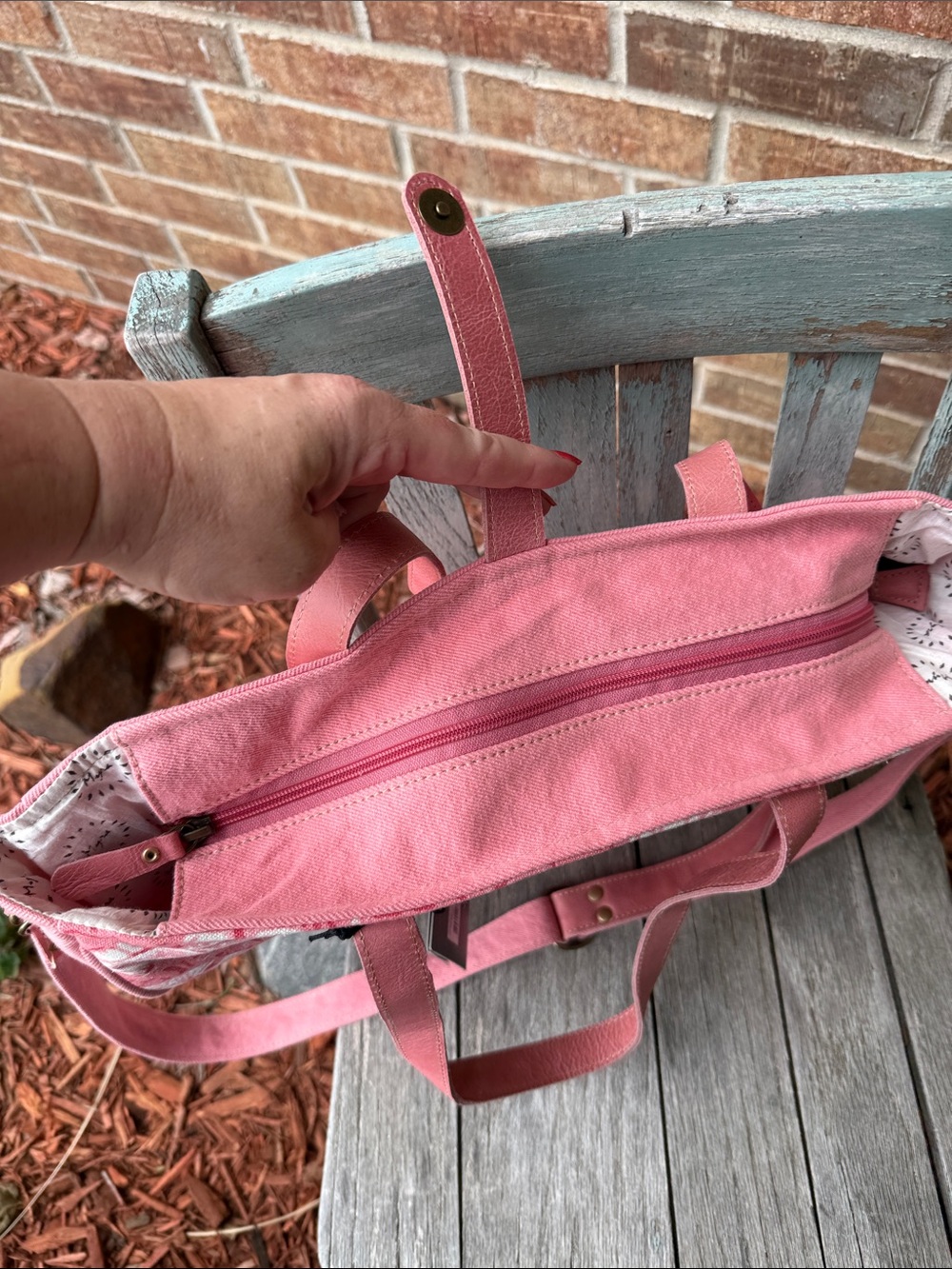 Myra Bag Isadora Romantic Pink & Red Floral Foliage Small Weekender Bag - Picture 11 of 15
